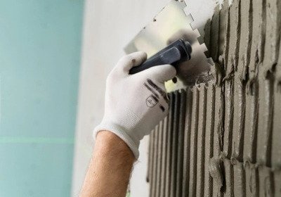 Как клеить плитку на гипсокартон и можно ли это делать?